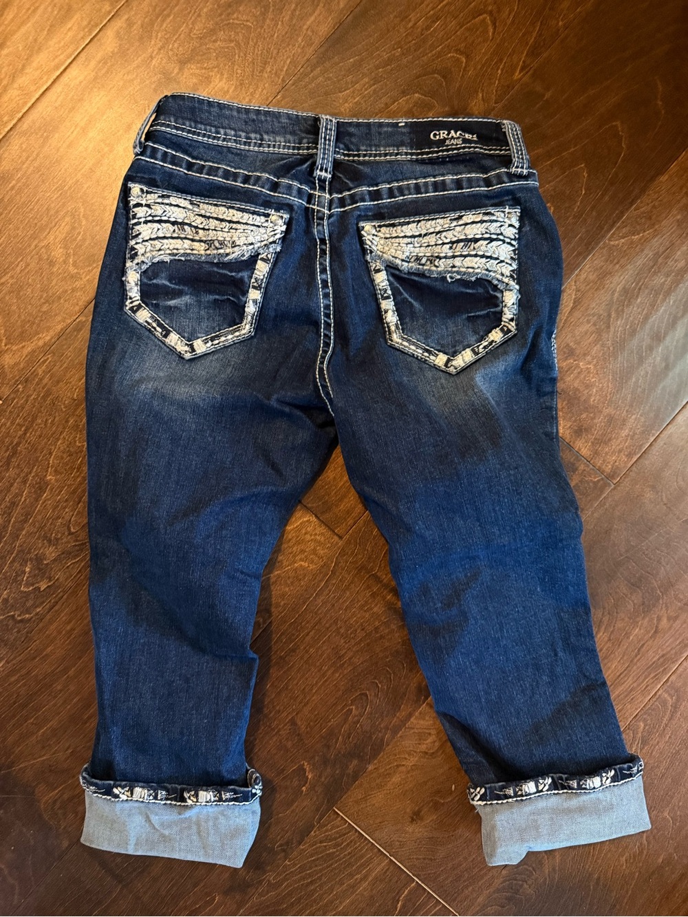 Grace In LA Capris Sz 27